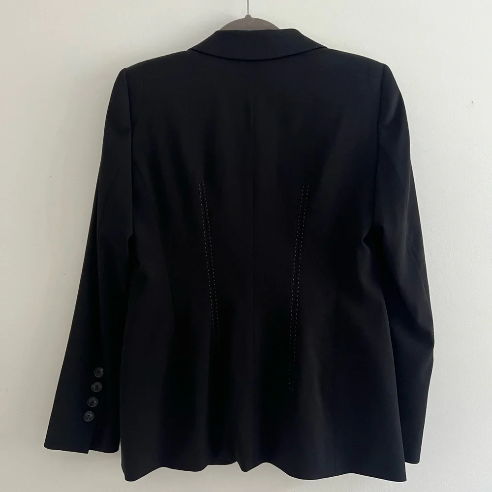 Escada Women's Elegant Black Suit Jacket - 100% New Wool - Picture 2 of 7